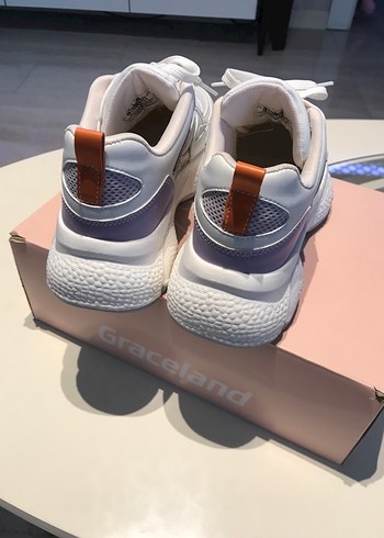 Kadın Beyaz Bağcıklı Desenli Spor Ayakkabı - Görsel 8