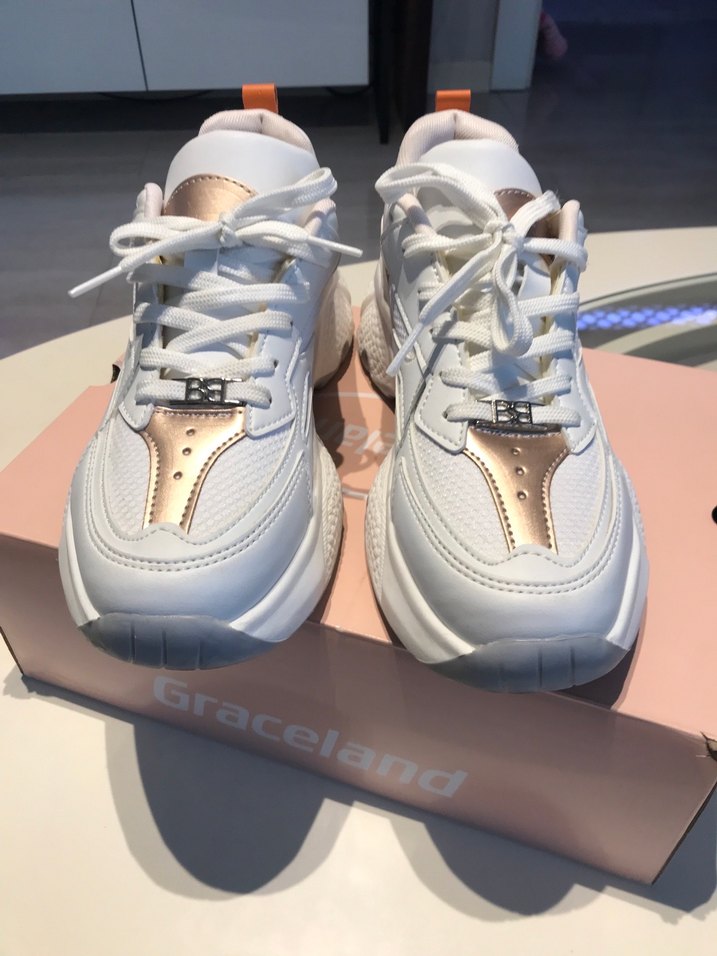 Kadın Beyaz Bağcıklı Desenli Spor Ayakkabı - Görsel 2