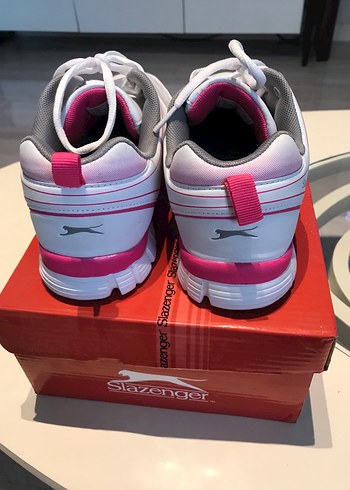 Slazenger Beyaz Renkli Kadın Spor Ayakkabı - Görsel 4