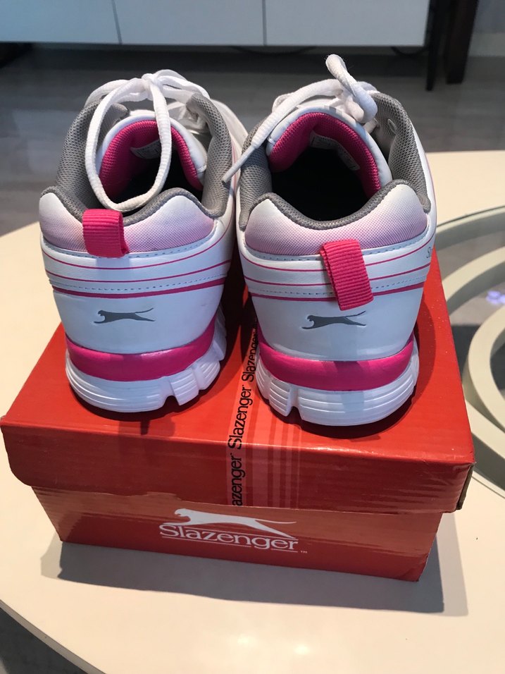 Slazenger Beyaz Renkli Kadın Spor Ayakkabı - Görsel 4