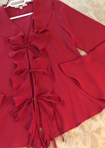 Kırmızı Volanlı Kadın Bluz, V Yaka, Uzun Kollu - Görsel 7