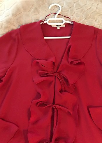 Kırmızı Volanlı Kadın Bluz, V Yaka, Uzun Kollu - Görsel 5