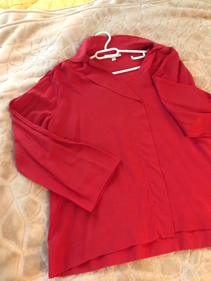 Kırmızı V Yaka Uzun Kollu  pamukllu Gömlek - Görsel 4