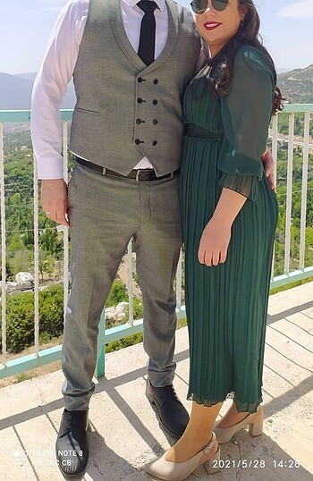 Süvari gri yelekli takım elbise