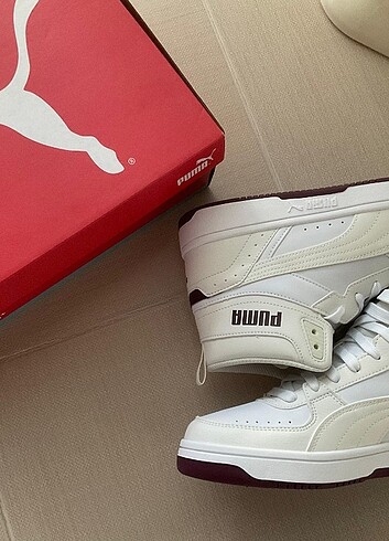 42 Beden beyaz Renk Puma ayakkabı