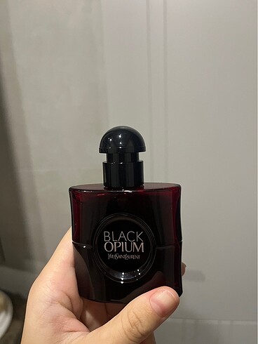 Yves Saint Laurent Black opıum red