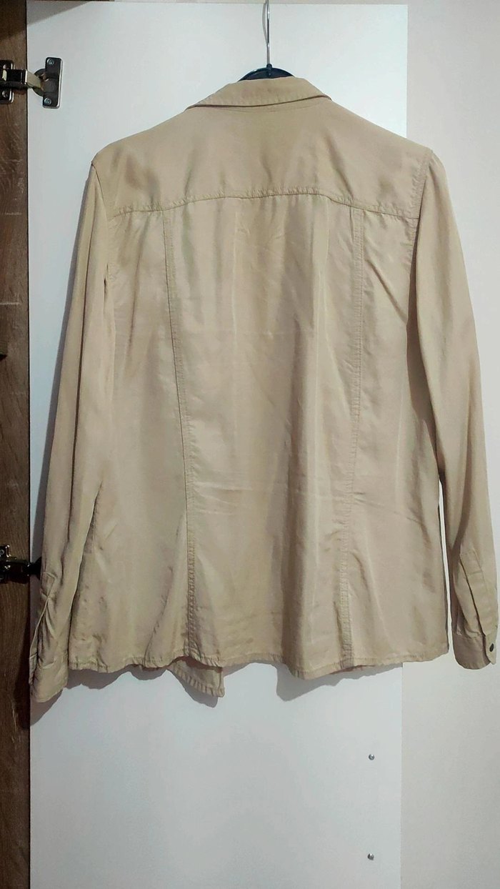 Bej Düğmeli Kadın Gömlek - Görsel 2