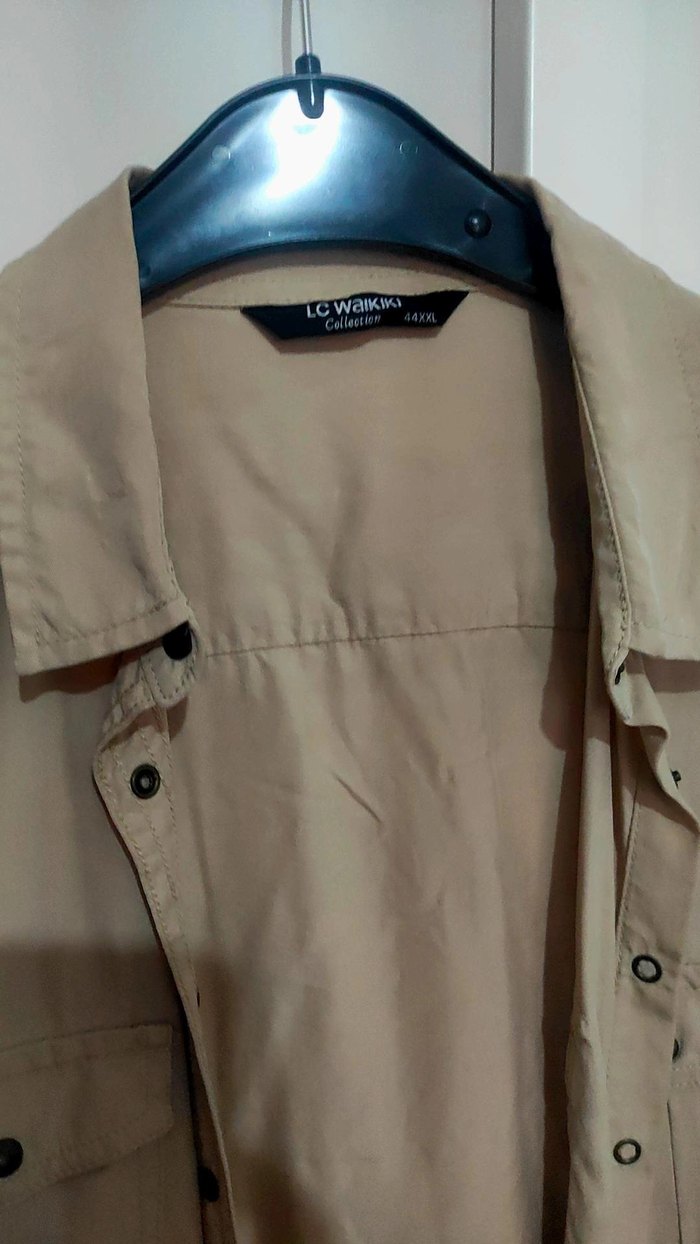 Bej Düğmeli Kadın Gömlek - Görsel 4