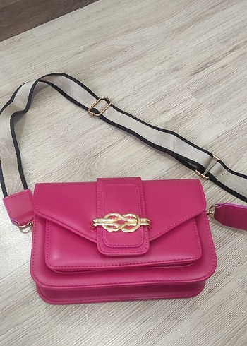 Pembe Deri Kemerli Kadın Çanta - Görsel 2