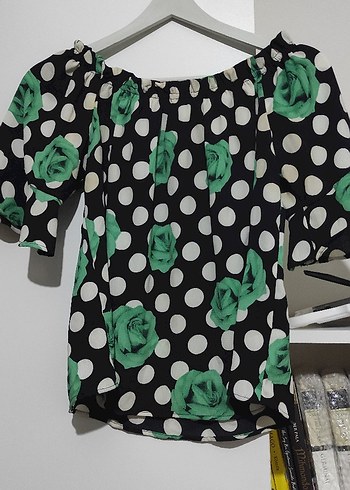Yeşil Çiçekli Puantiyeli  Bluz - Görsel 2