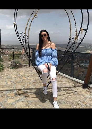 Mavi Mini Bluz, Volanlı, Kayık Yaka - Görsel 3