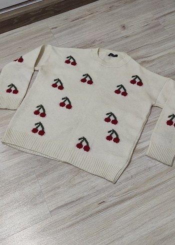 Nakışlı Beyaz Kadın Triko Kazak - Görsel 2