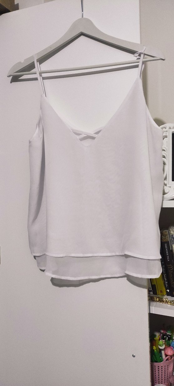 Kadın Beyaz V Yaka Şifon Askılı Bluz - Görsel 2