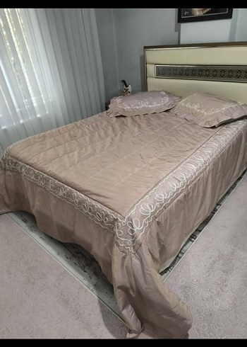 Nakışlı Pudra Pembe Yatak Örtüsü - Görsel 2