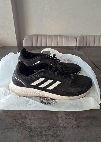 Adidas Siyah Spor Ayakkabi