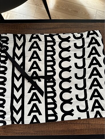 Marc Jacobs orijinal bez çanta kılıfı