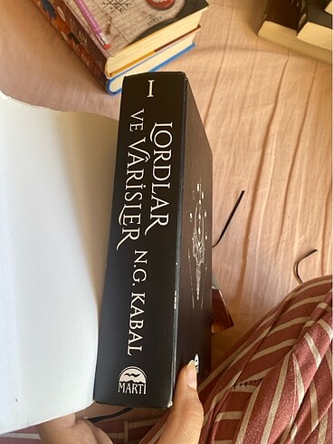 lordlar ve varisler ve krallar ve soytarılar