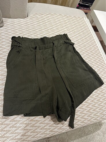 H&M Haki şort