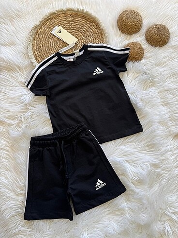 Adidas Takım