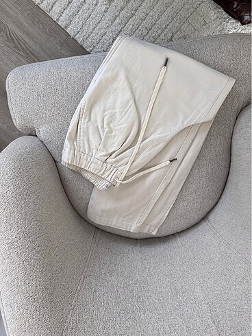xs Beden Zara pantolon