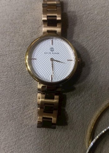 David Jones Kadın Altın Renkli Minimalist Kol Saati