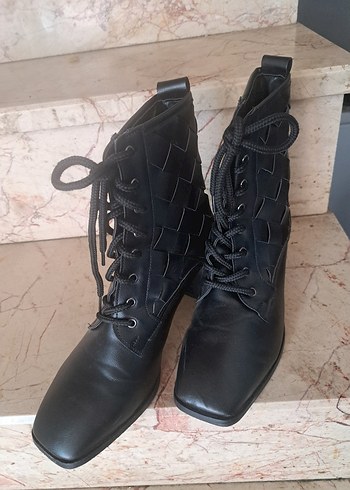 38 Beden Kadın Siyah Goth Topuklu Bot