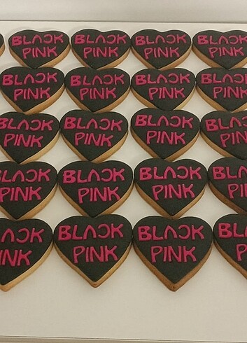 Black pink kurabiye 