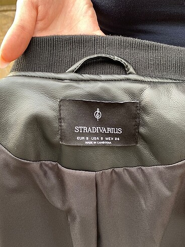 s Beden siyah Renk Stradivarius Deri Bomber Ceket