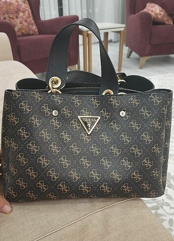  Beden Guess çanta