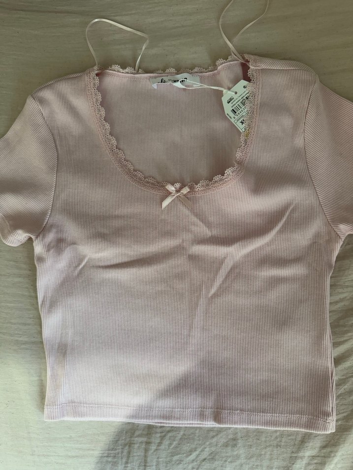 Dantel Detaylı Pembe K V Yaka Tişört - Görsel 2