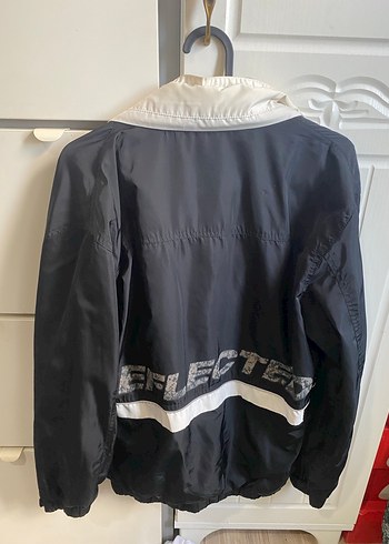 Bershka siyah yağmurluk - Görsel 4