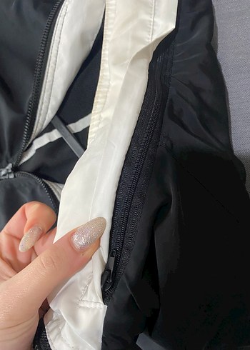 Bershka siyah yağmurluk - Görsel 5