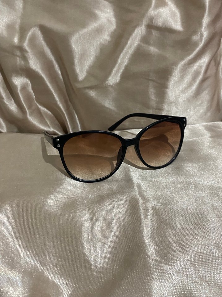 Kahverengi Klasik Kadın Güneş Gözlüğü - Görsel 2