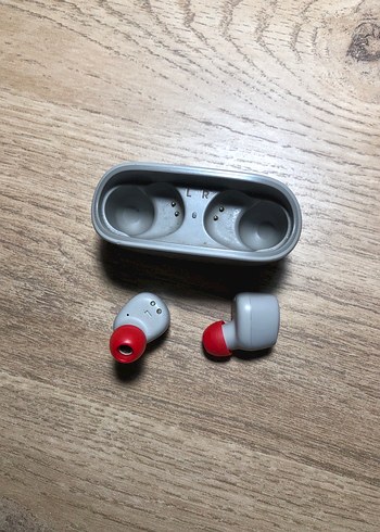 Gri JBL Kablosuz Kulaklık - Görsel 3