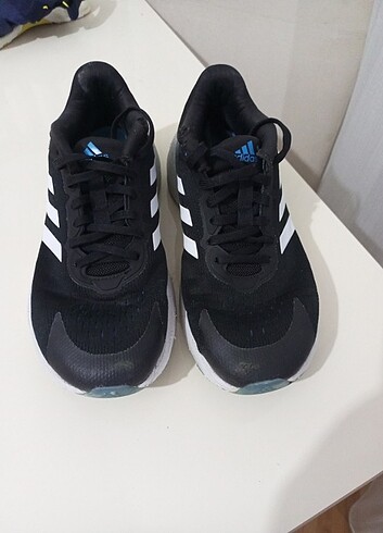 Adidas spor ayakkabı 