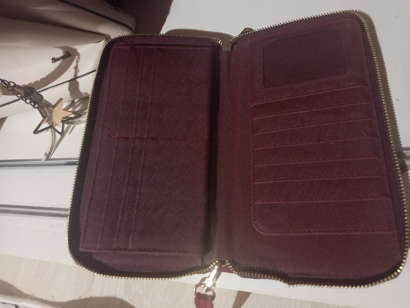 Bordo Süet Nakışlı Fermuarlı Kadın Portföy Cüzdan - Görsel 2