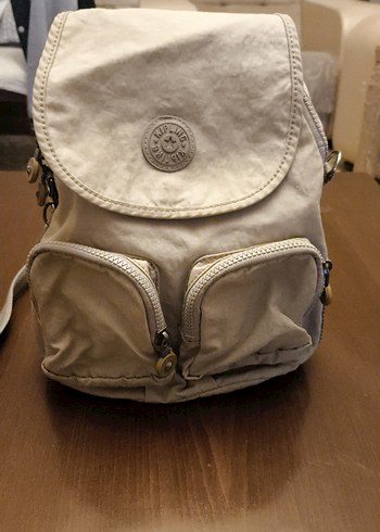Kipling ürünü