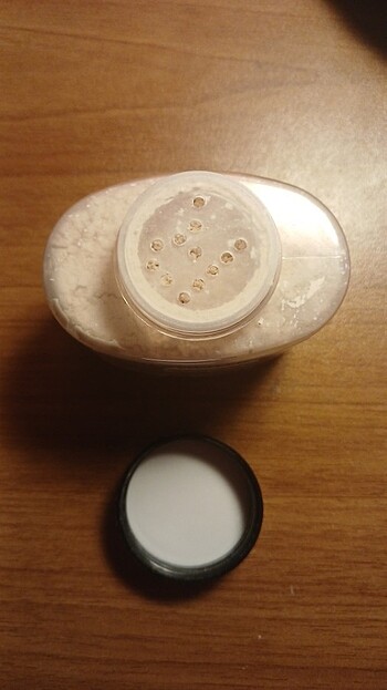 Beden Renk Revolution baking powder translucent
