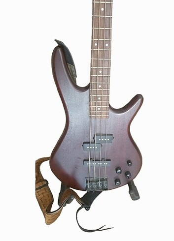 Ibanez
GSR 200B -WNF
Bas Gitar 4 Telli - Görsel 2