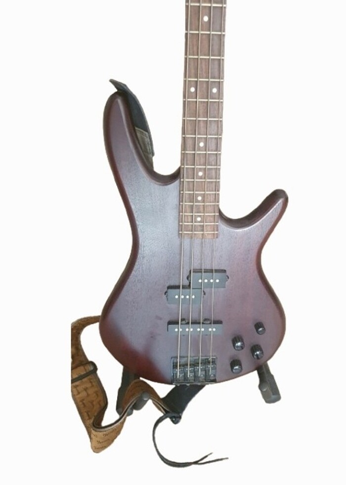 Ibanez
GSR 200B -WNF
Bas Gitar 4 Telli - Görsel 2