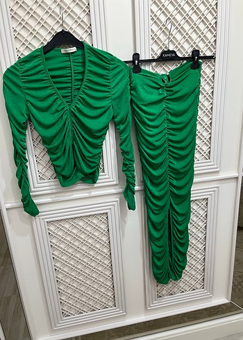 Yeşil Drapeli Uzun Kalem Elbise - Görsel 4