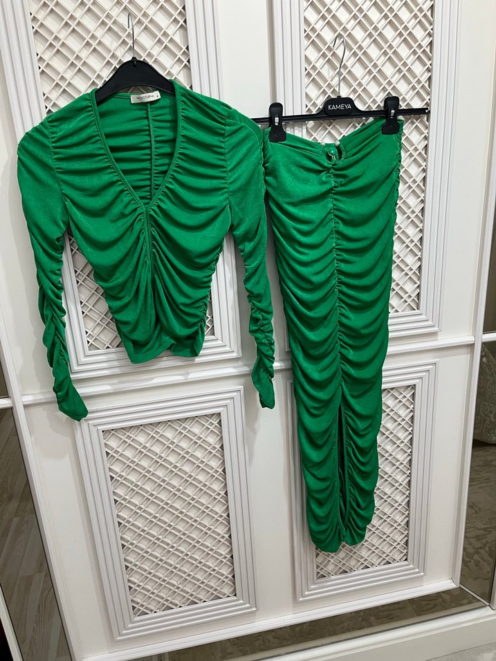 Yeşil Drapeli Uzun Kalem Elbise - Görsel 4