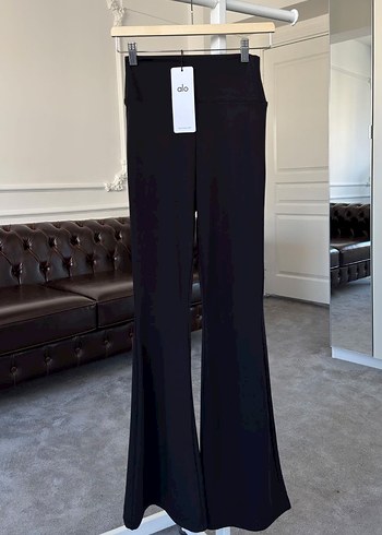 Alo Siyah Rahat Kesim İspanyol Paça Kadın Pantolon - Görsel 2