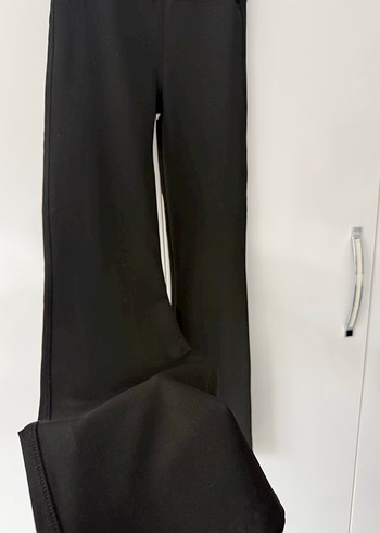 Alo Siyah Rahat Kesim İspanyol Paça Kadın Pantolon - Görsel 9