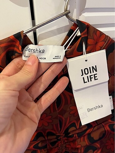 xs Beden çeşitli Renk Bershka üst