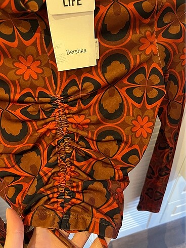 xs Beden Bershka üst