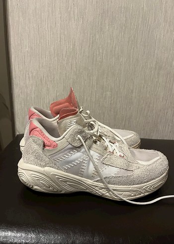 NEW BALANCE BB V2