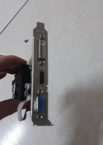 2K 512 Mb HD4650 HDMI/VGA/DVI Ekran Kartı Saglam