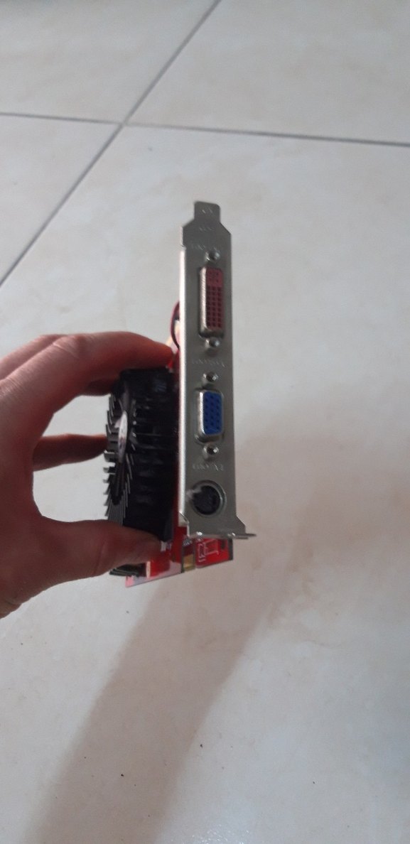 256 MB DDR3 Palit 7600GS Ekran Kartı Saglam - Görsel 2