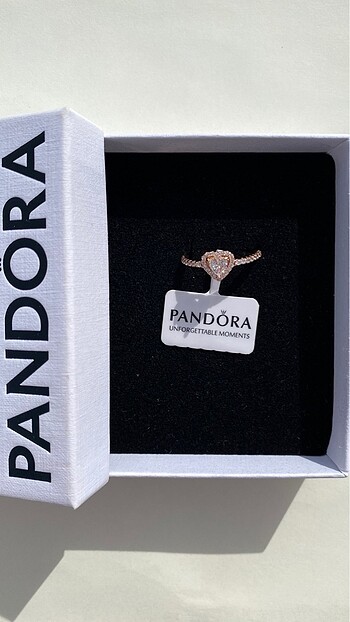 Pandora Pandora Işıltılı Kalpli Yüzük 54mm Rosegold
